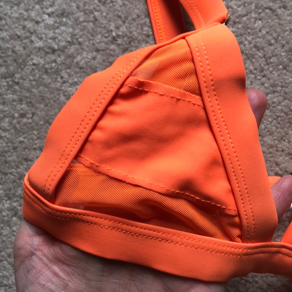 Bikini - Picture 5 of 7
